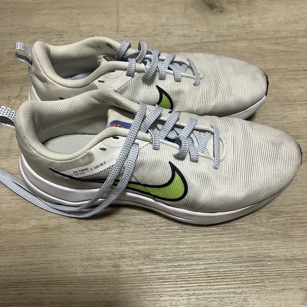 Nike Downshifter 12 Summit White Lime‎ Blast Womens Size 8 Running Shoes Gym